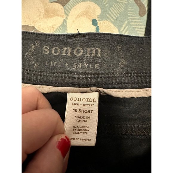 6 FOR $15 Sonoma size 10 short black pants - Picture 2 of 3